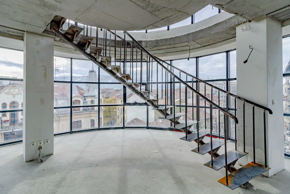 Продава се Заведение в София, Център - 429 кв.м за 3497 €/кв.м - Снимка #4