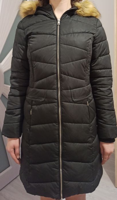 Geacă lungă elegantă de iarnă