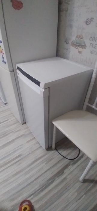 Продам морозилник "Haier"