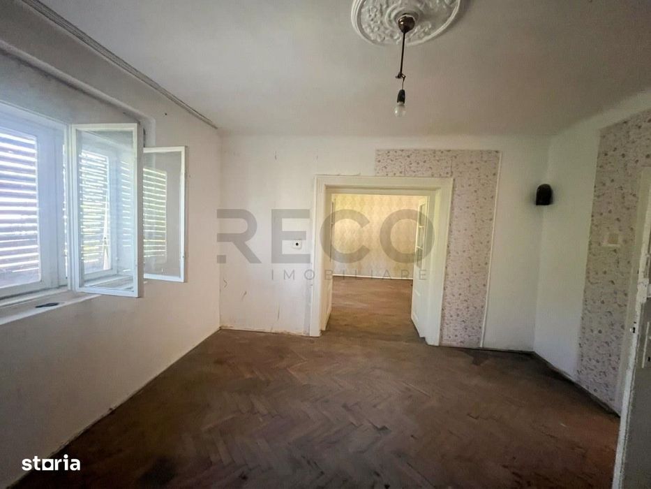 RECO Casa cu 5 camere in Oradea zona Oncea