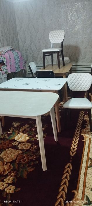 Мебел стол стул новий