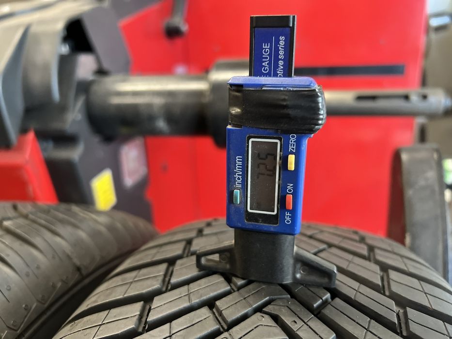 Всесезонни гуми 215/65 R17 Continental