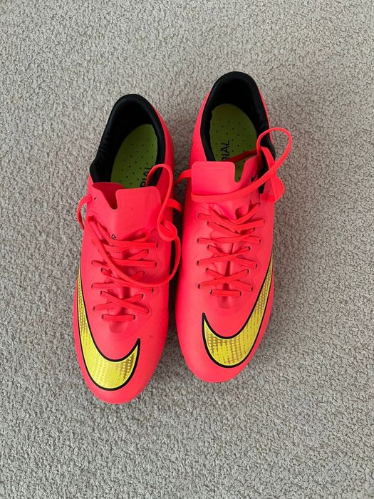 Ghete fotbal Nike mercurial marimea 40