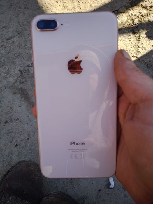 Vad sau schimb iPhone 8 plus in stare perfecta. Baterie 100% folie