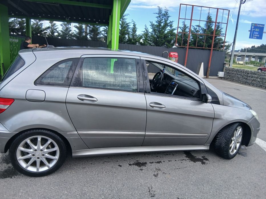 Vând sau schimb  b clas