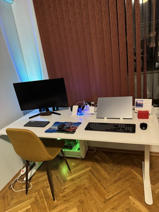 Продавам бяла маса 160x80x74