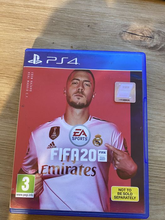 FIFA22 & FIFA20.