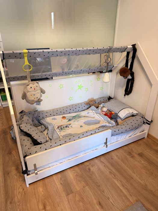 Детско легло къща ITALBABY монтесори матрак и обиколници масивен бук