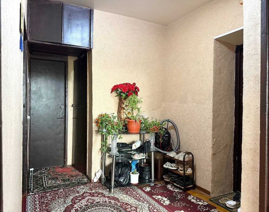 Продается квартира в Яшнабадском районе Слонима 2х ком 4-этаж 77-серия