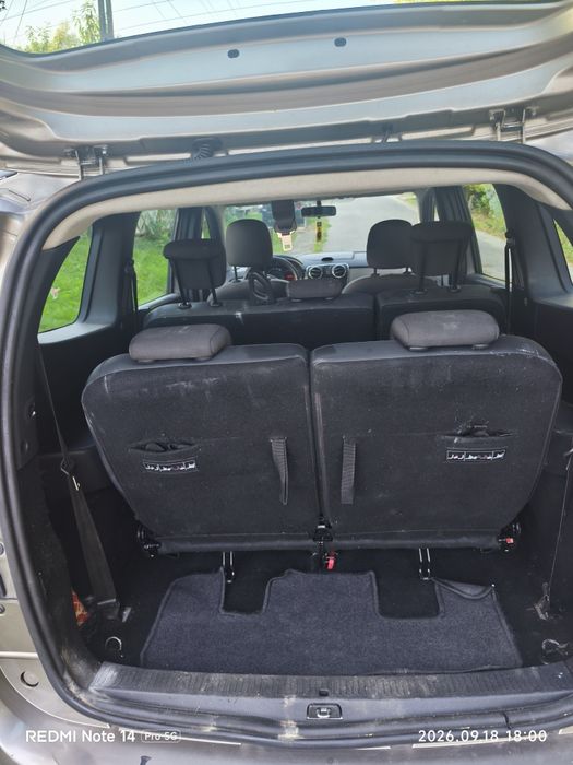 Dacia lodgi 7 locuri