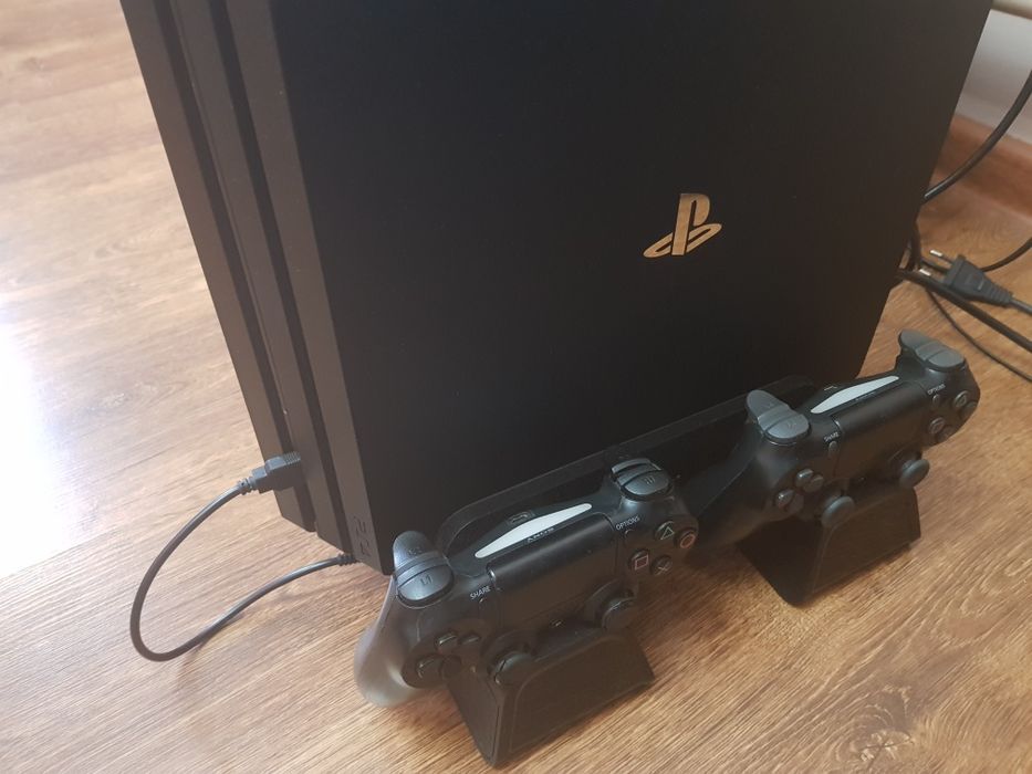 Продам Sony playstation4