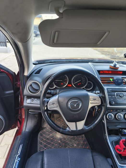 Vând Mazda 6  an 2008