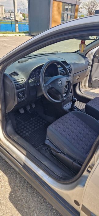 Opel Astra, 1,6 benzină, an fabricație 2002