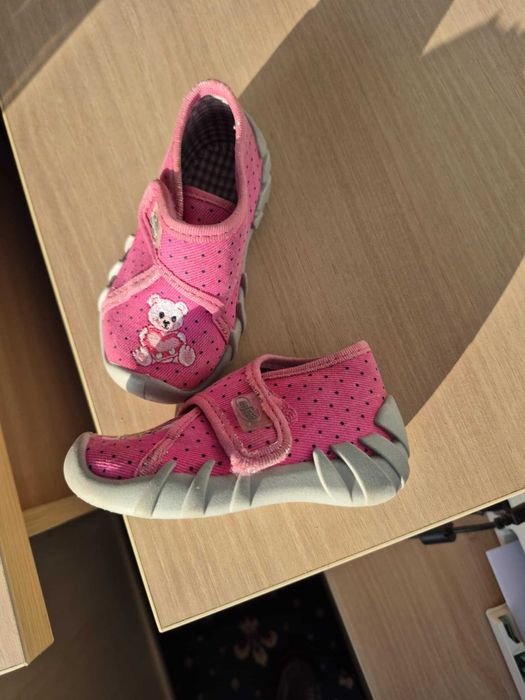 пантофи ясла / детска градина / сандали