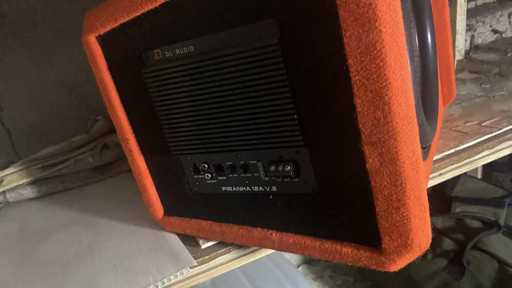 Продам сабуфер DL AUDIO Pirania 12a