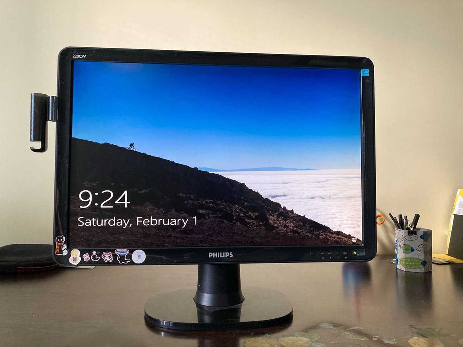 Монитор Philips 220CW