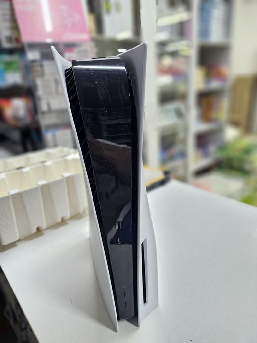 PlayStation 5 новый срочна