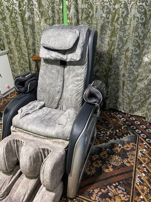 Массажное кресло Rovos