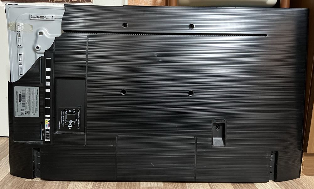 Телевизор на запчасти Samsung 4K