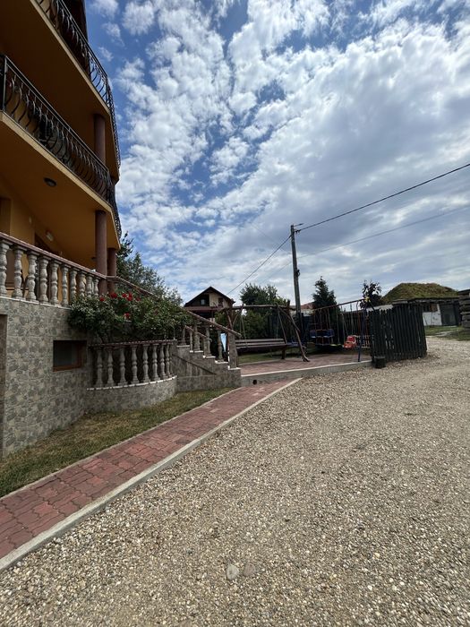 Pensiune Felix  15 camere
