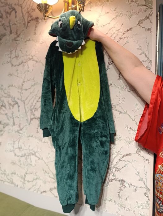 Платье детское продам