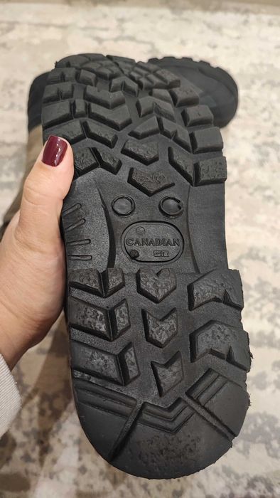 Ghete canadian meindl