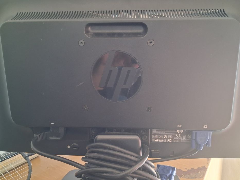 Продам манитор HP