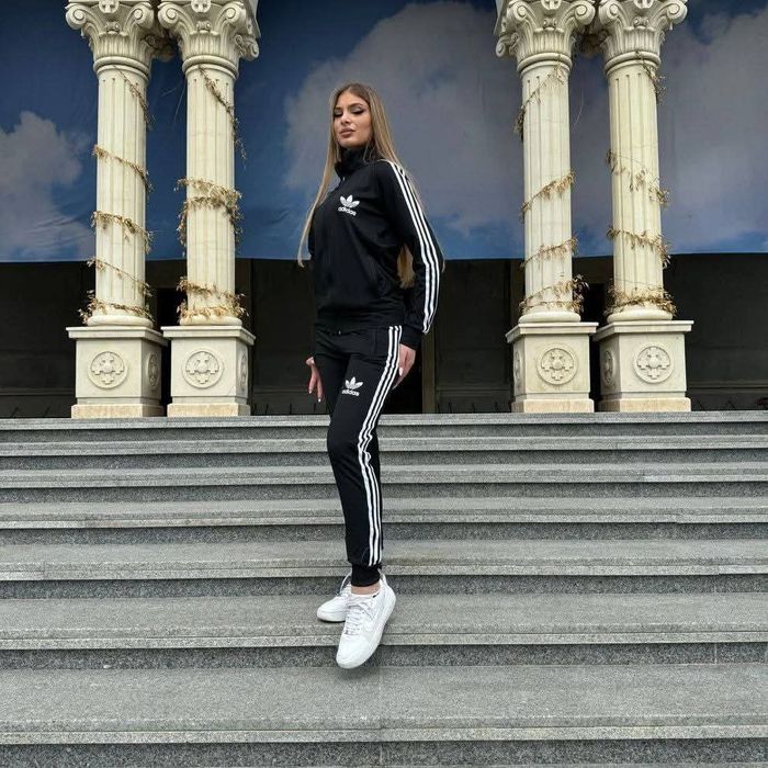 Trening dama Adidas si Nike!
