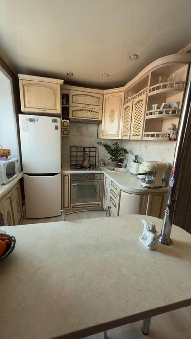 2 комнатная квартира улучшенной планировки район Тайги