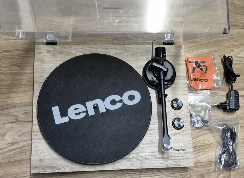 Грамофон Lenco LBT-188