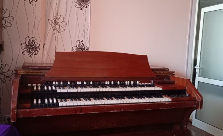 Hammond organ RT3