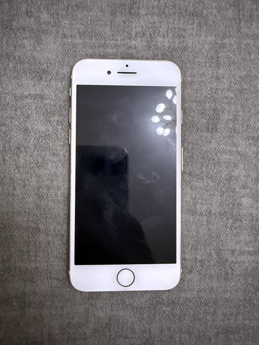 Продам iphone 8!!!