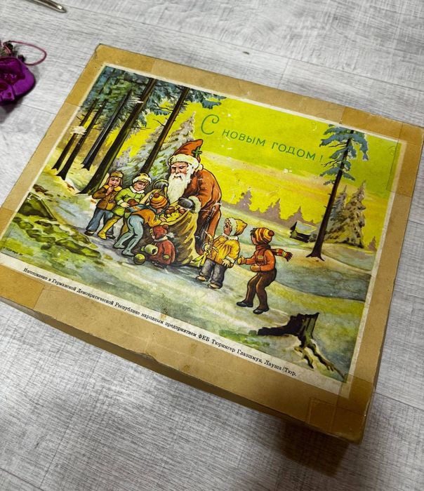 Продаються кремлевские,немецкие ёлочные игрушки в родной коробке