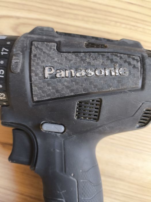 Акумулаторен безчетков винтоверт Panasonic с двойно напрежение 14,4V и 18V САМО БОДИ