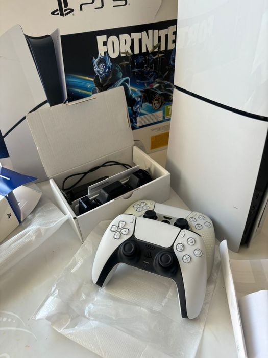 Продам пс5 ps5 в идеалном состояний