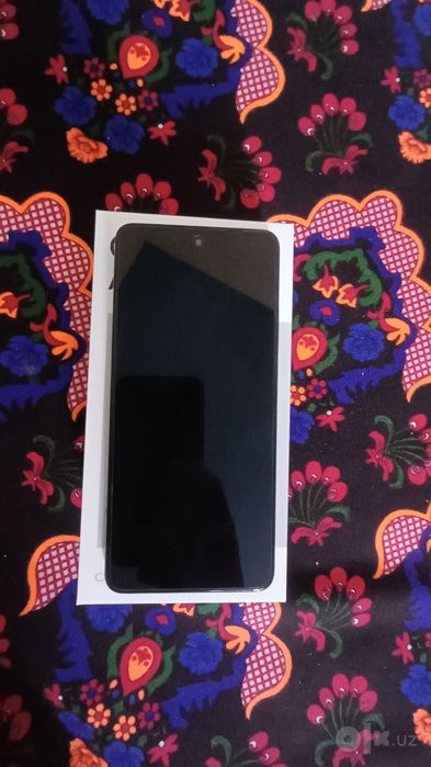 OPPO A5I ishlashi yaxshi zaryad 2 kunga yetadi 2 hafta ishlatilgan.