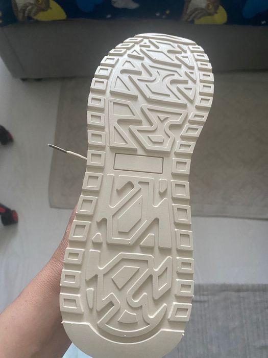 Кроссовки летние 43рр