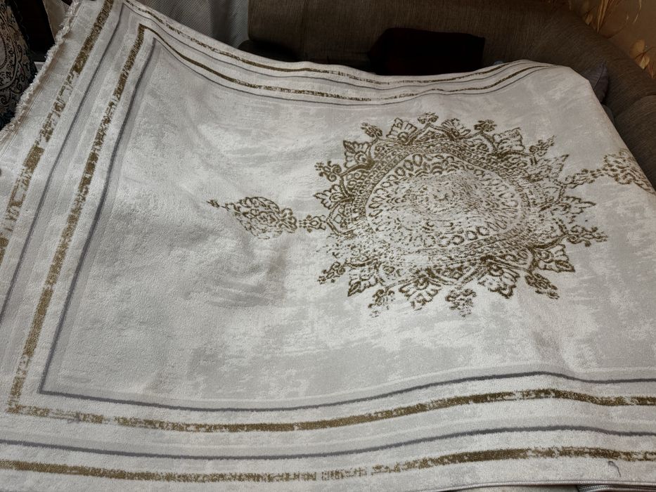 Ковер новый 2*3 м