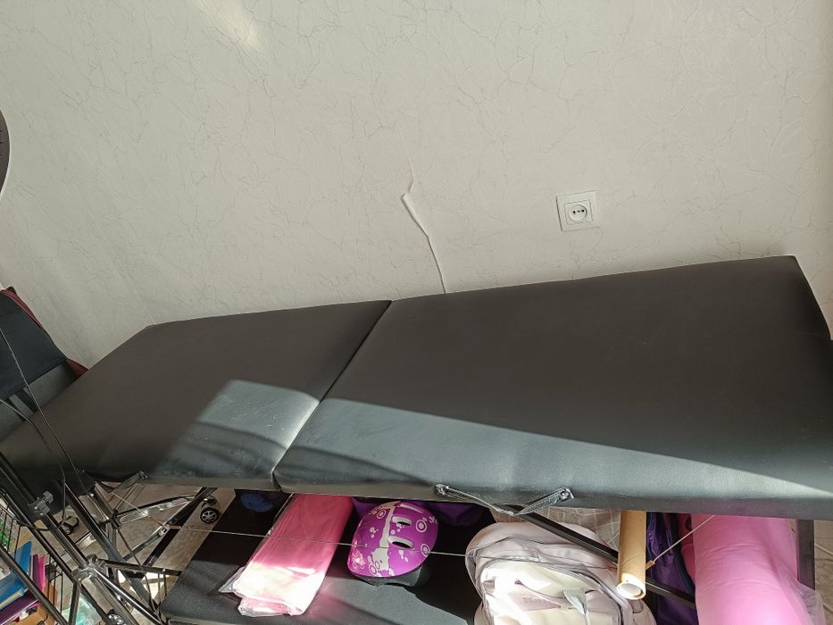 Продам кушетку 15500тг