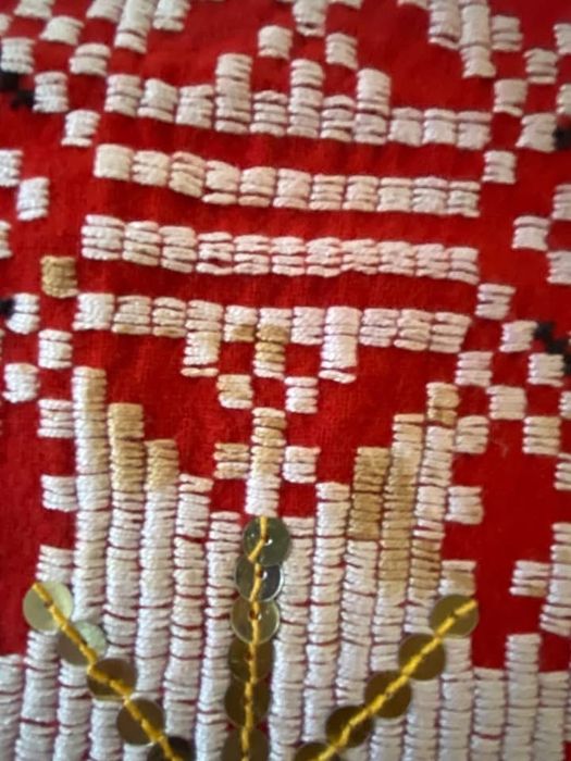 Вълнена фолклорна престилка