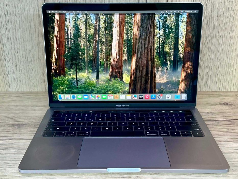 Лаптоп Apple MacBook Pro 13.3-inch  2018 A1989
