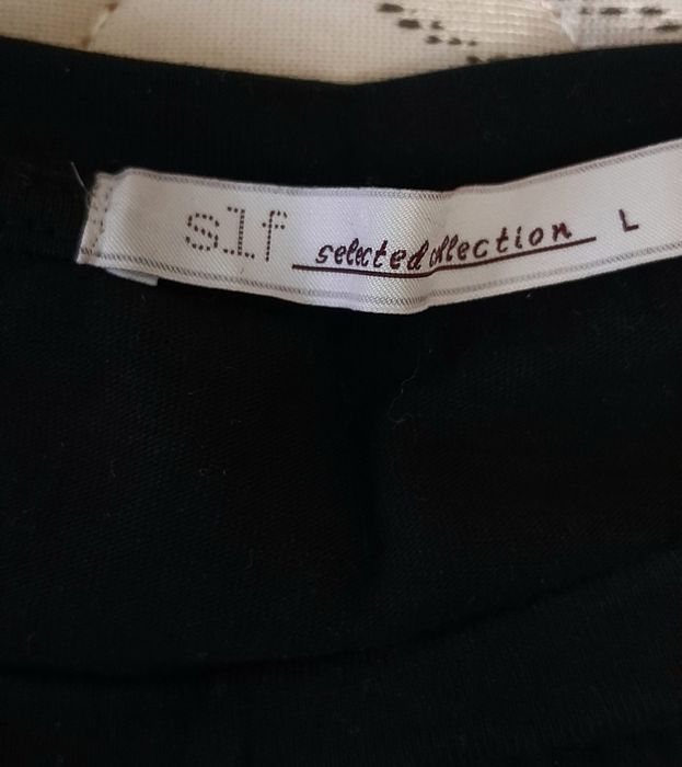 Продаётся стильная женская футболка