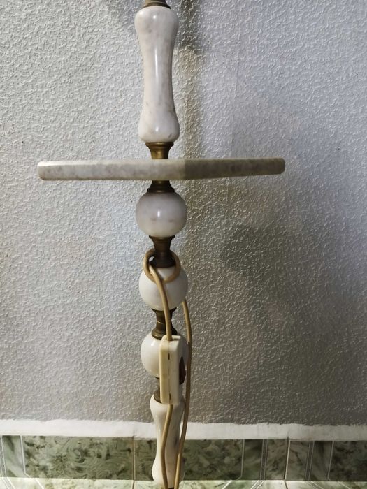 Ретро лампа от мрамор