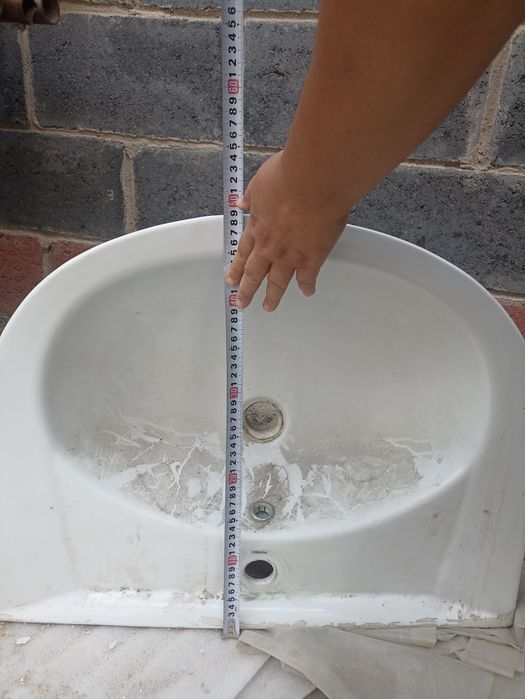 Продаем раковину с пьедисталом