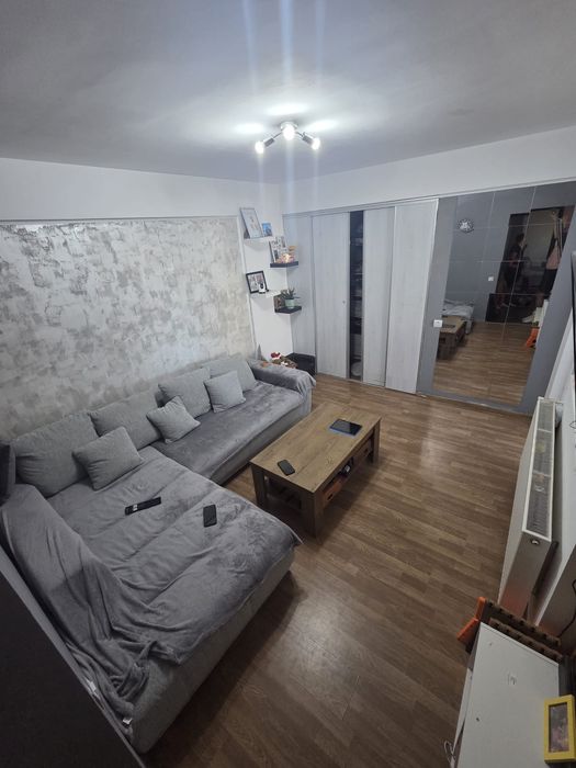 Vând apartament 2 camere Bragadiru — fotografia 1