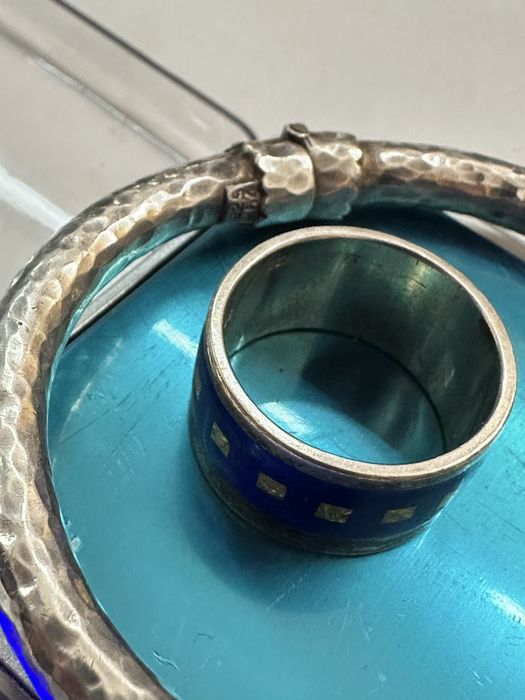 Сребърна гривна и пръстен