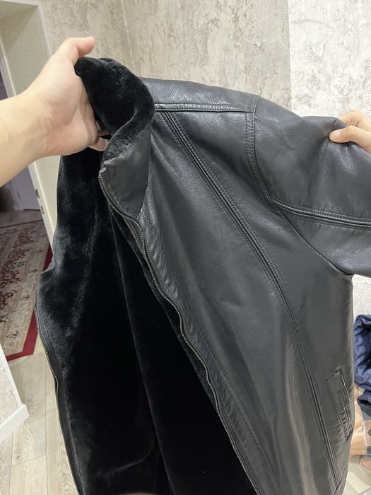 Кожаный куртка