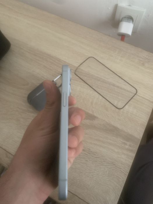 Iphone 15 128гб заблокированный