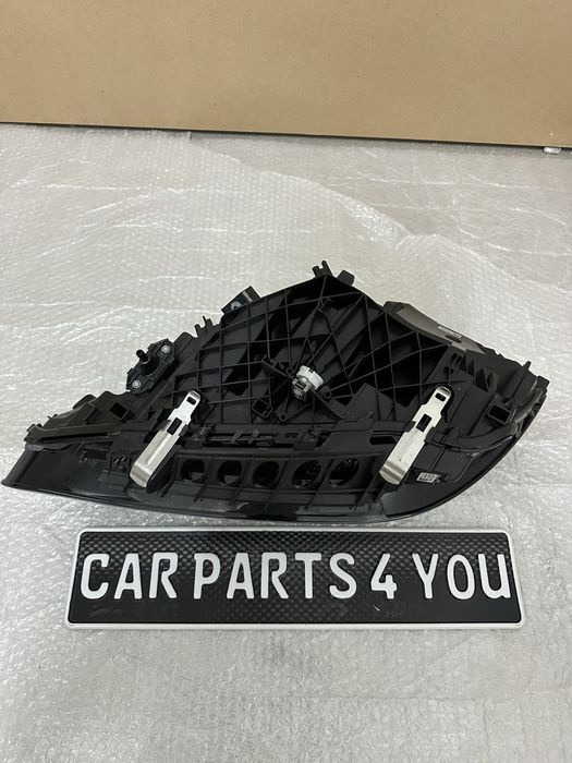 Фар десен BMW G22 G23 G26 G80 G82 G83 Перфектен