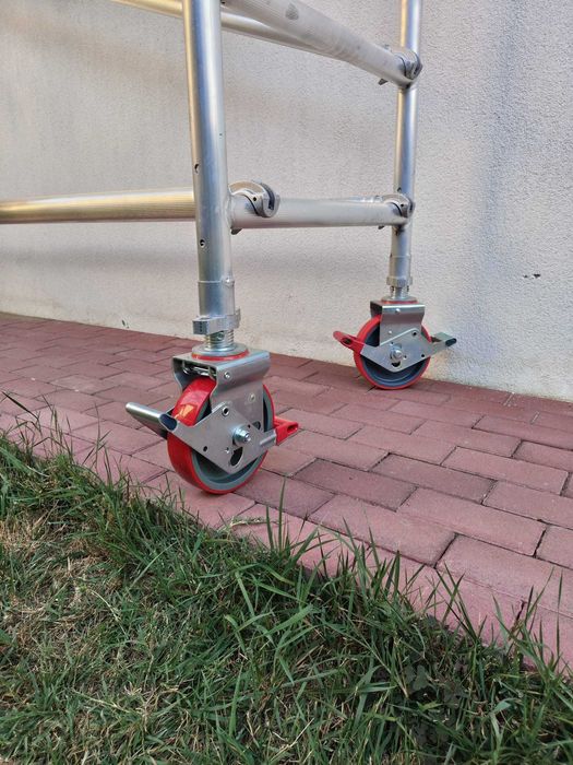 Închiriere schele mobile de aluminiu